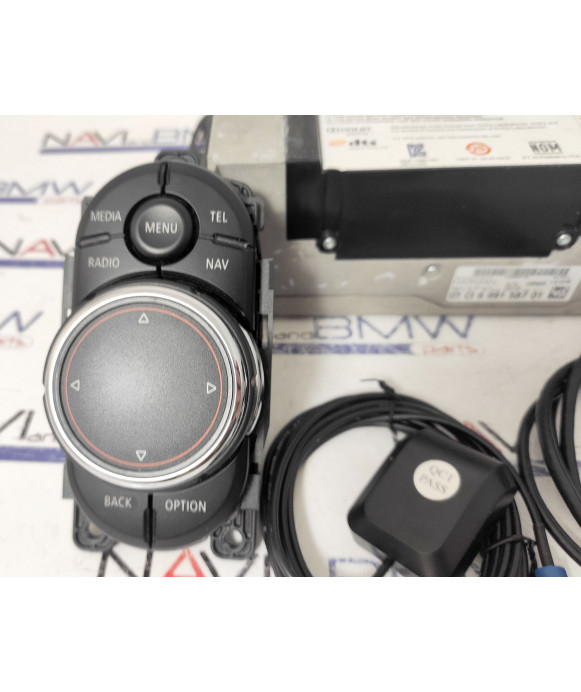 MINI Clubman F54 ID6 Touchscreen navigation...