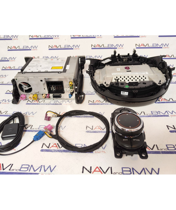 MINI Clubman F54 ID6 Touchscreen navigation...