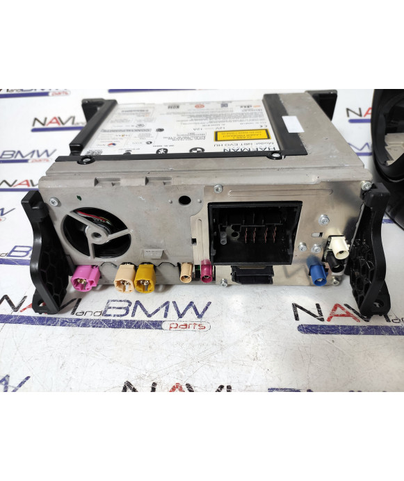 MINI Countryman F60 ID6 navigation system...