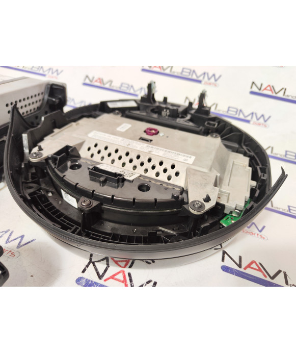 MINI Countryman F60 ID6 navigation system...