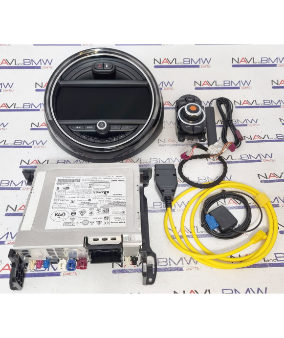 MINI Countryman F60 Touchscreen navigation...