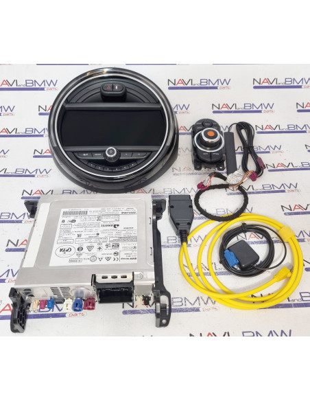 MINI Countryman F60 Touchscreen navigation system with carplay