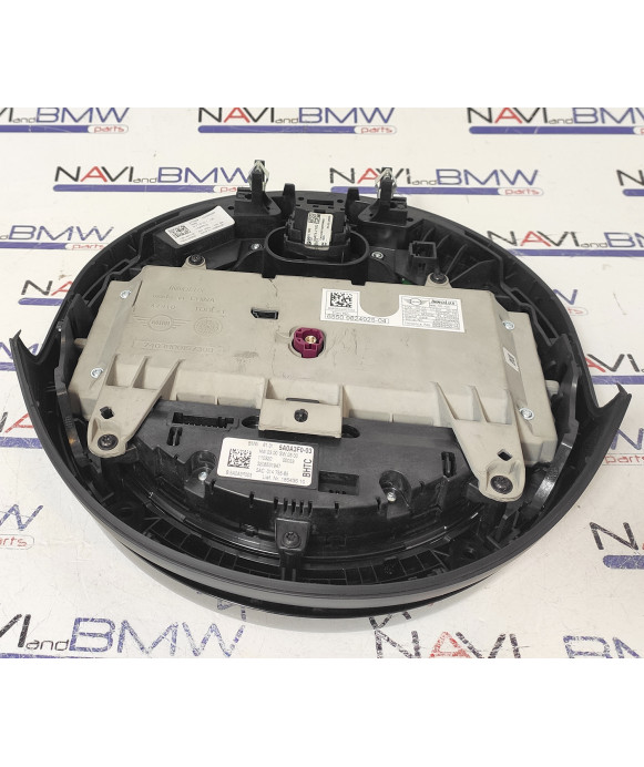 MINI Countryman F60 ID6 Touchscreen navigation...