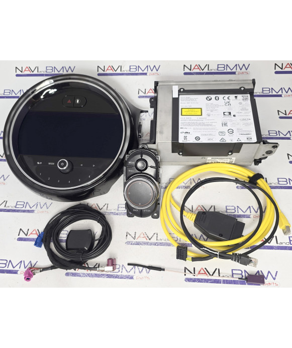 MINI F54 Clubman ID6 Touchscreen navigation...