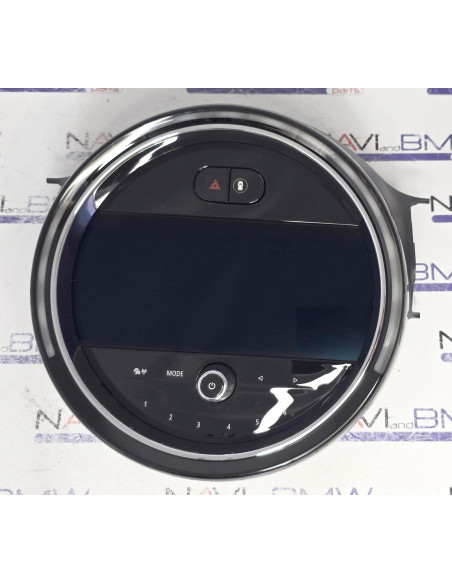 MINI F54 CLubman LCI display