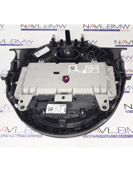 MINI Clubman F54 LCI APIX2 Touchscreen display with surround panel and buttons