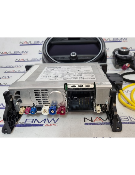 MINI F55 F56 Touchscreen navigation system with carplay