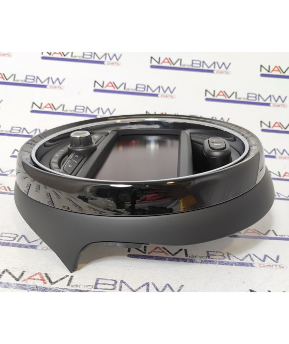 MINI F60 Countryman NBT display with surround...