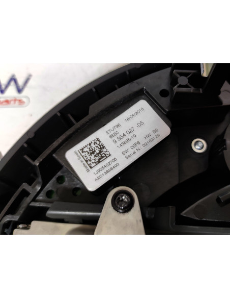 MINI F60 Countryman NBT display with surround panel and buttons