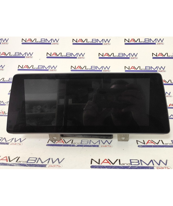 BMW G30 display monitor