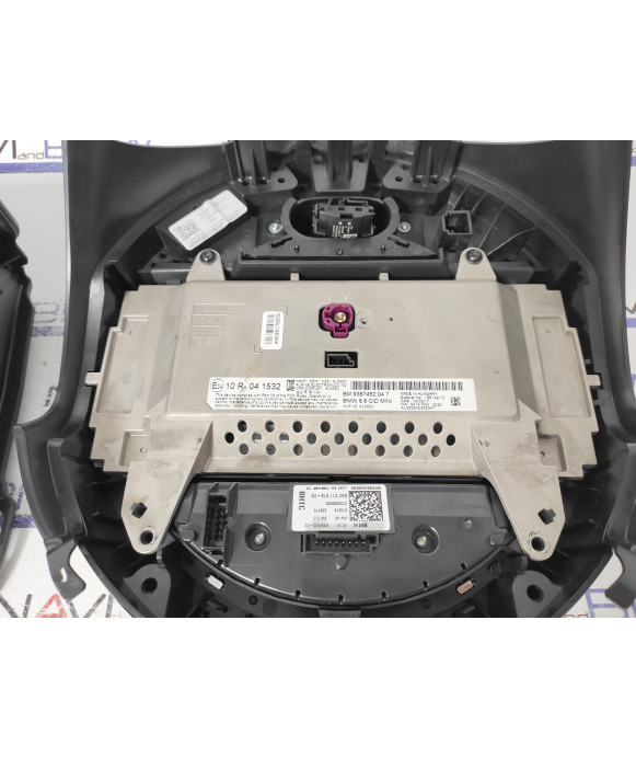 MINI F55 F56 EVO ID4 navigation system upgrade set