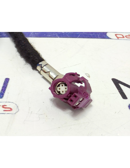 BMW NBT to EVO display cable with power converter