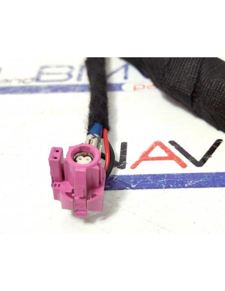 BMW NBT to EVO display cable with power converter